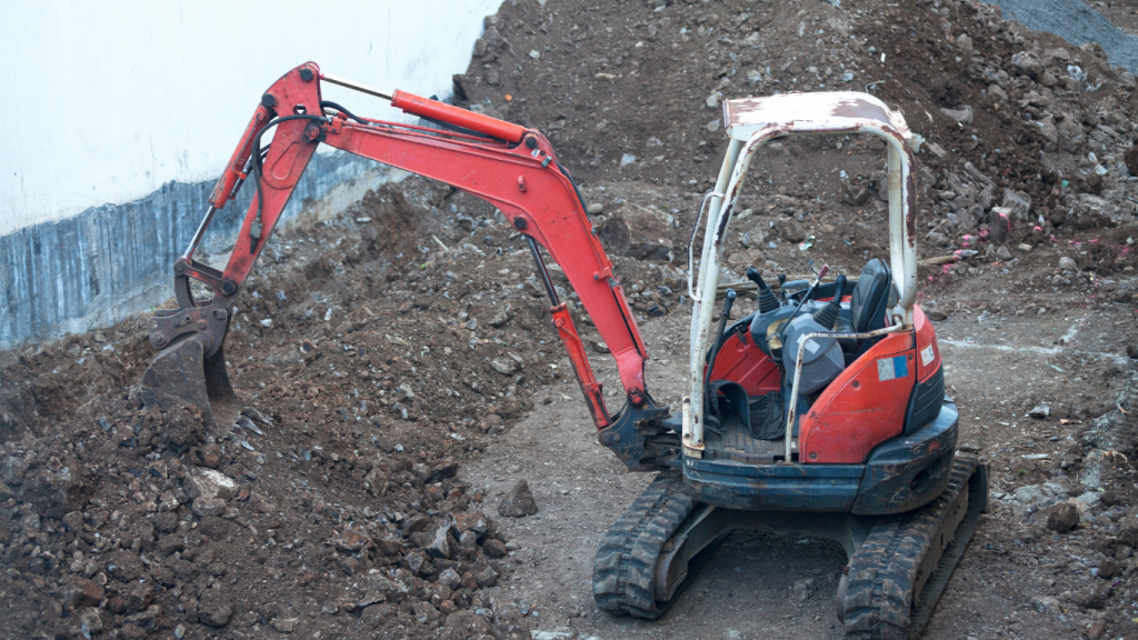 A Beginners Guide To Operating A Mini Excavator